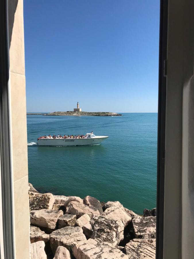 Romeus Al Fortino Dimora Sul Mare Vieste Exterior photo